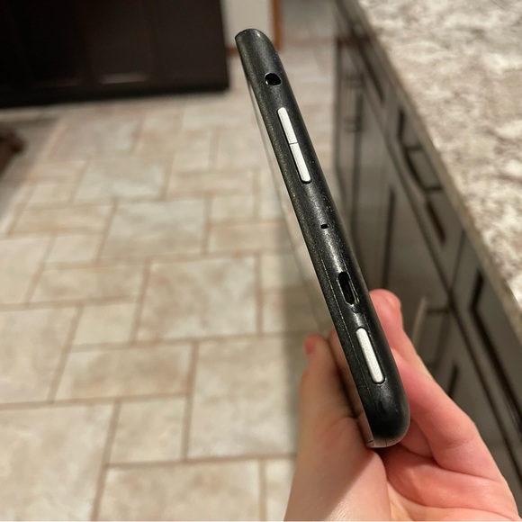 Kindle fire 5th gen 5GB - Picture 4 of 4